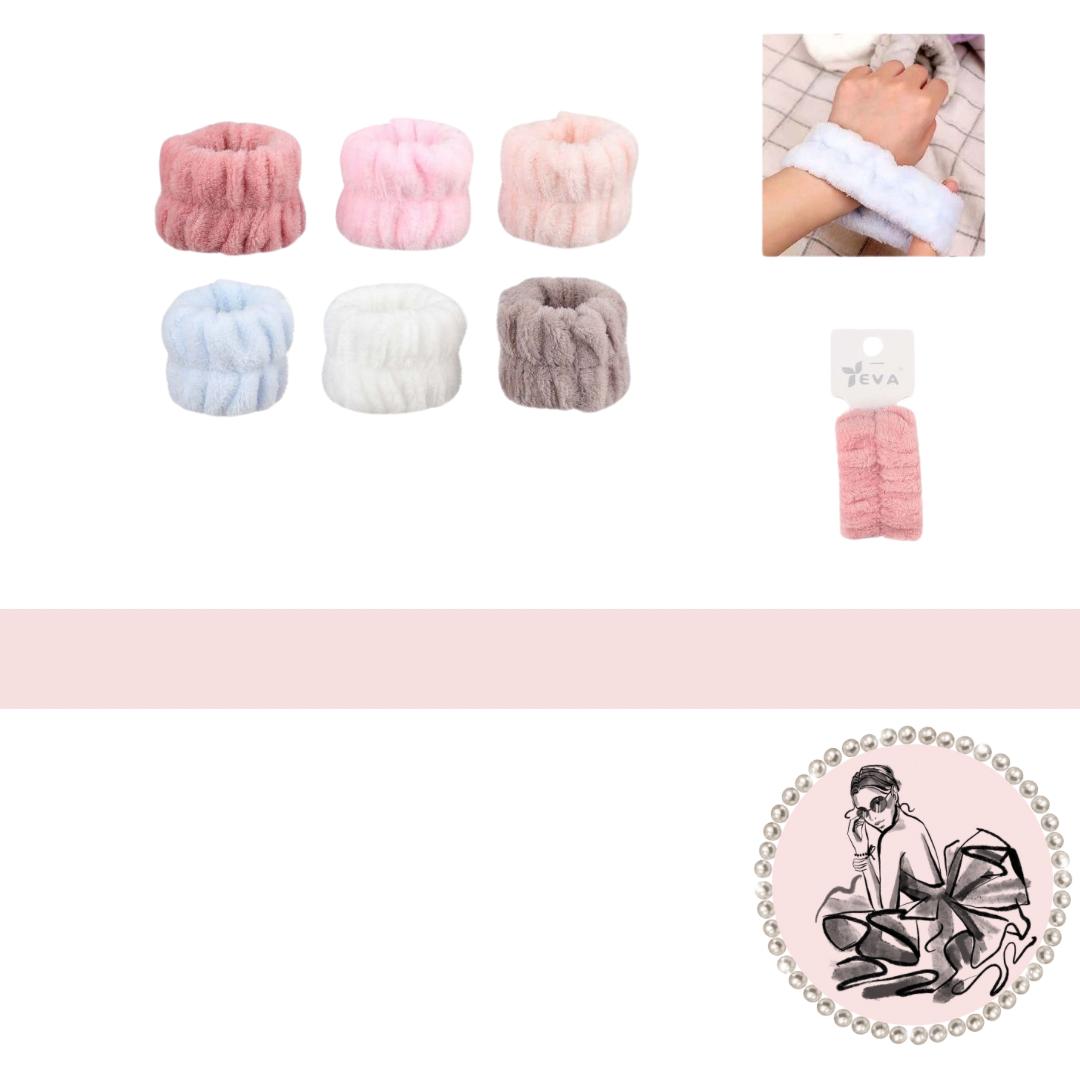 MUÑEQUERA DE FELPA 1UD